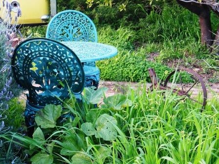 Садовая мебель из металла для зимнего сада и дачи - фото