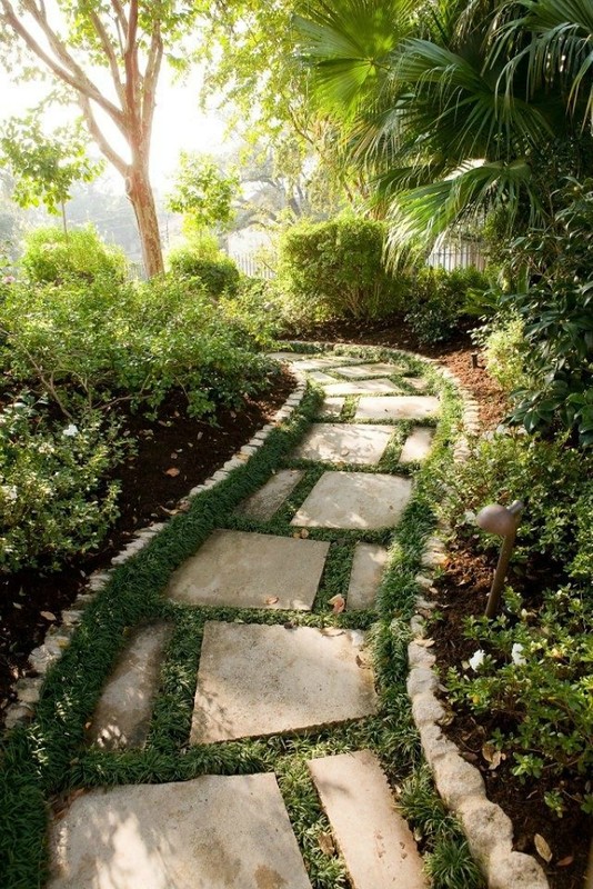 25 Stunning Garden Paths